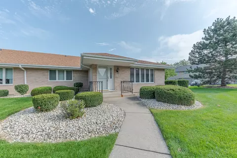 17736 New Hampshire Ct #126, Orland Park, IL 60467