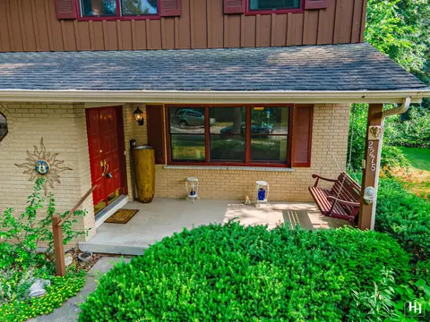 2275 Tara Dr, Elgin, IL 60123 photo 25