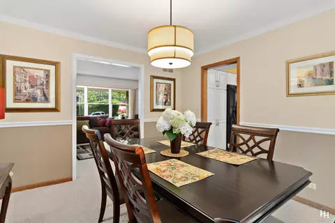 2275 Tara Dr, Elgin, IL 60123 photo 9