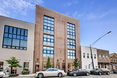 1845 W Grand Ave #3, Chicago, IL 60622