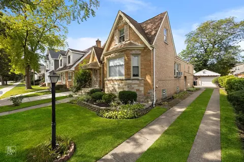 7322 N Octavia Ave, Chicago, IL 60631