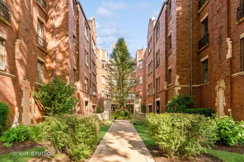 6751 N Artesian Ave #3C, Chicago, IL 60645