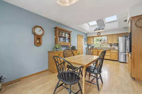 624 Bridle Ln, Wheaton, IL 60187 photo 7