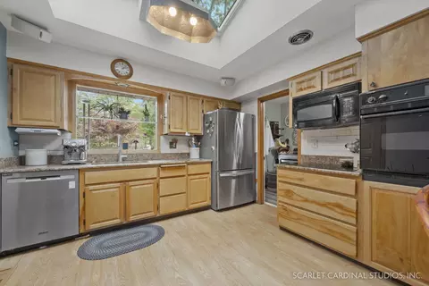 624 Bridle Ln, Wheaton, IL 60187 photo 8
