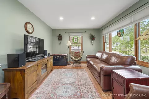 624 Bridle Ln, Wheaton, IL 60187 photo 12