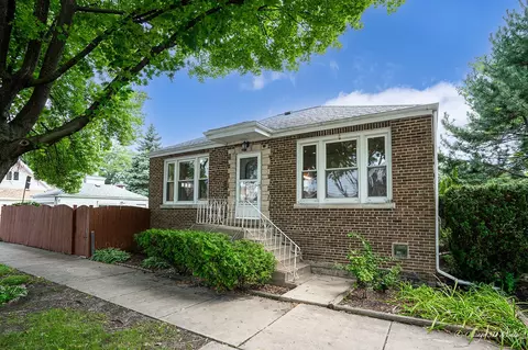 6964 W Farragut Ave, Chicago, IL 60656