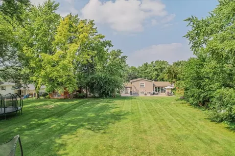 1013 Apple Valley Dr, Bartlett, IL 60103 photo 27