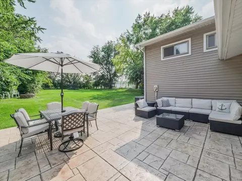 1013 Apple Valley Dr, Bartlett, IL 60103 photo 25