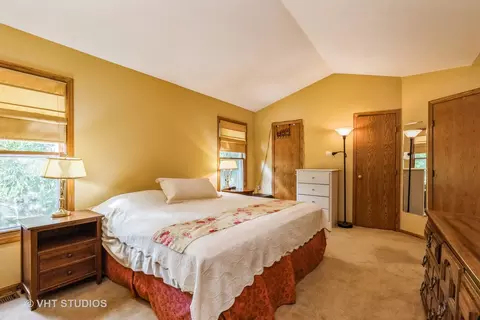 5149 Conifer Ln, Gurnee, IL 60031 photo 8