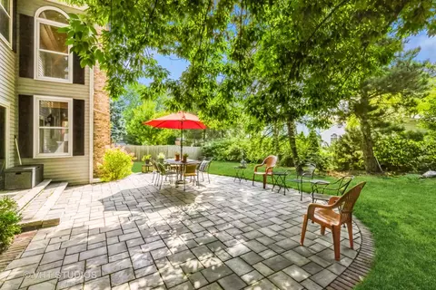 5149 Conifer Ln, Gurnee, IL 60031 photo 13