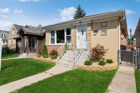 3217 N Ozanam Ave, Chicago, IL 60634