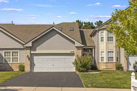 2051 Tamahawk Ln, Naperville, IL 60564