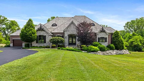 6908 Wildspring Ln, Long Grove, IL 60047