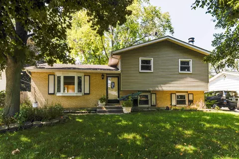 20722 N William Ave, Prairie View, IL 60069