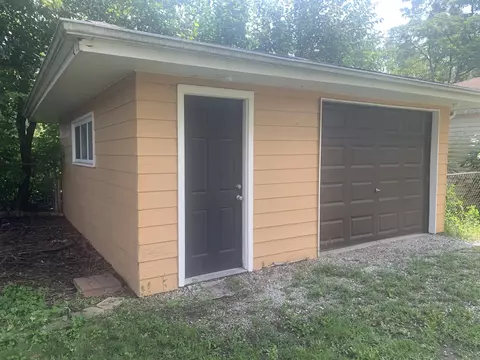 3637 Morgan St, Steger, IL 60475 photo 9