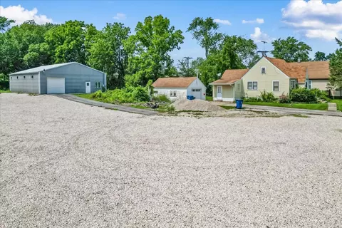 3732 Chicago Rd, Steger, IL 60475 photo 1