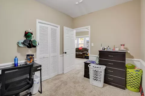 553 2nd Ave, Aurora, IL 60505 photo 12
