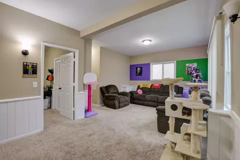 553 2nd Ave, Aurora, IL 60505 photo 3