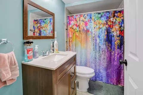 553 2nd Ave, Aurora, IL 60505 photo 13