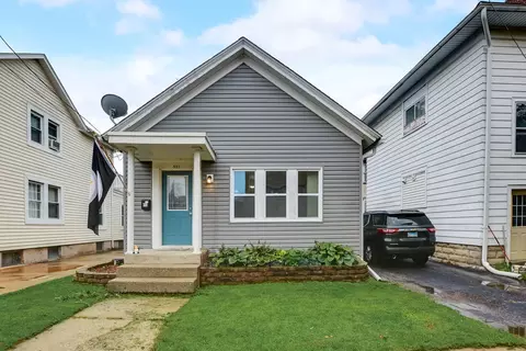 553 2nd Ave, Aurora, IL 60505