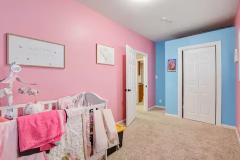 553 2nd Ave, Aurora, IL 60505 photo 10