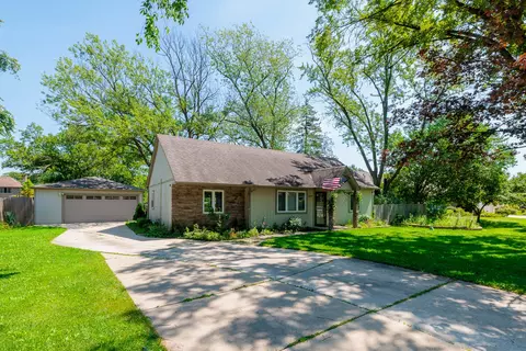 5609 S Edgewood Ave, Countryside, IL 60525