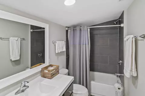 25126 W Lake Shore Dr, Ingleside, IL 60041 photo 10