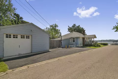 25126 W Lake Shore Dr, Ingleside, IL 60041 photo 15