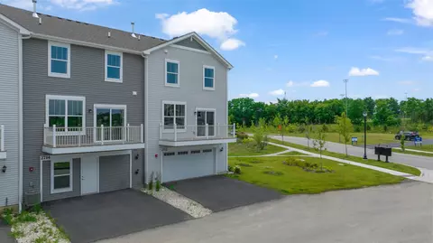 556 Wolverine Dr, Aurora, IL 60502 photo 30