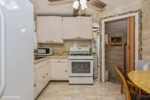 2152 E 96th St, Chicago, IL 60617 photo 5