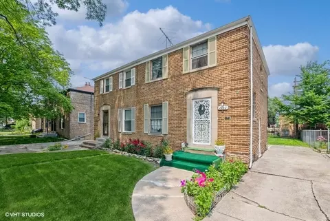 2152 E 96th St, Chicago, IL 60617