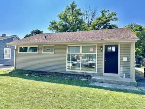 4608 Cracow Ave, Lyons, IL 60534 photo 2