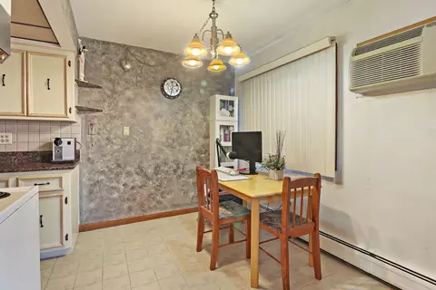 1297 Harding Ave #3A, Des Plaines, IL 60016 photo 6