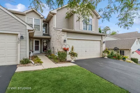 1818 Pine St, Johnsburg, IL 60051