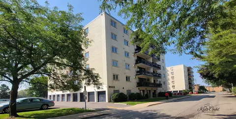 8035 Oconnor Dr #3B, River Grove, IL 60171