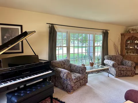 520 E Roosevelt St, Dekalb, IL 60115 photo 6