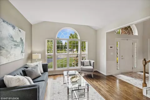 16 Rock River Ct, Algonquin, IL 60102 photo 7