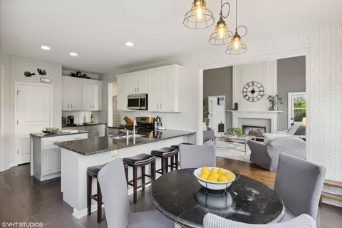 16 Rock River Ct, Algonquin, IL 60102 photo 11