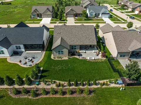 809 Table Rock Cir, Normal, IL 61761 photo 34