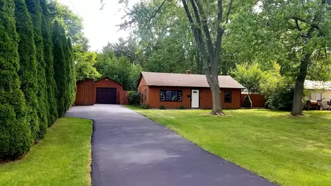 934 N Lafayette St, Sandwich, IL 60548