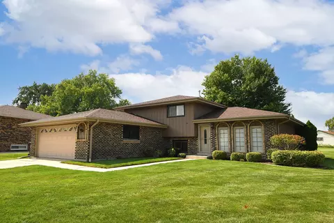 16556 Parliament Ave, Tinley Park, IL 60477