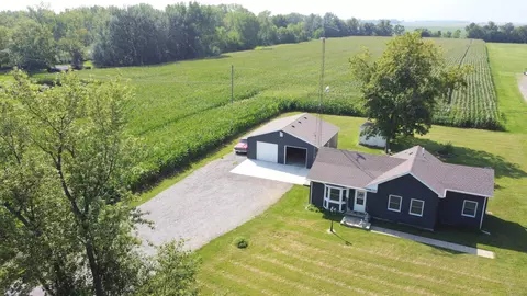 2318 W 2000 Rd S, Kankakee, IL 60901 photo 5