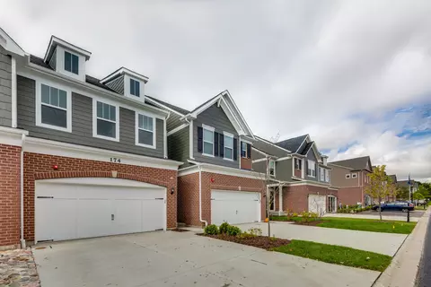 1215 Josiah Rd, Naperville, IL 60563