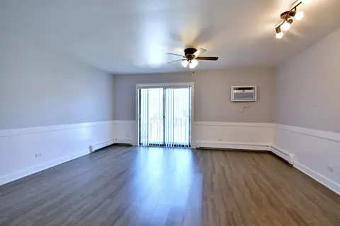 1243 Brown St #2A, Des Plaines, IL 60016 photo 14