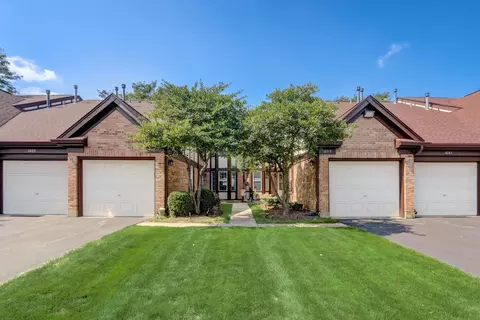 1809 Quaker Hollow Ln, Streamwood, IL 60107