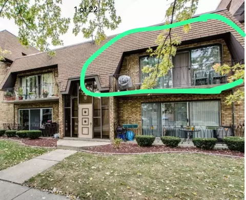 7004 99th St #204, Chicago Ridge, IL 60415