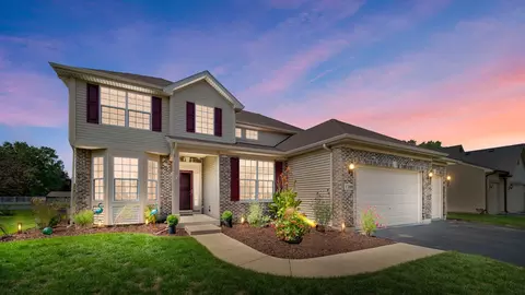 1709 Reagan Blvd, Mchenry, IL 60051