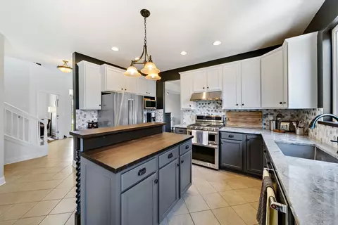 1709 Reagan Blvd, Mchenry, IL 60051 photo 12