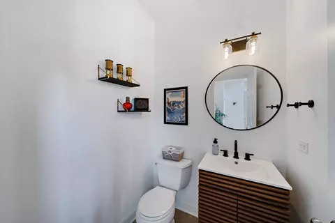 1709 Reagan Blvd, Mchenry, IL 60051 photo 9
