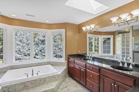 111 W North St, Itasca, IL 60143 photo 38